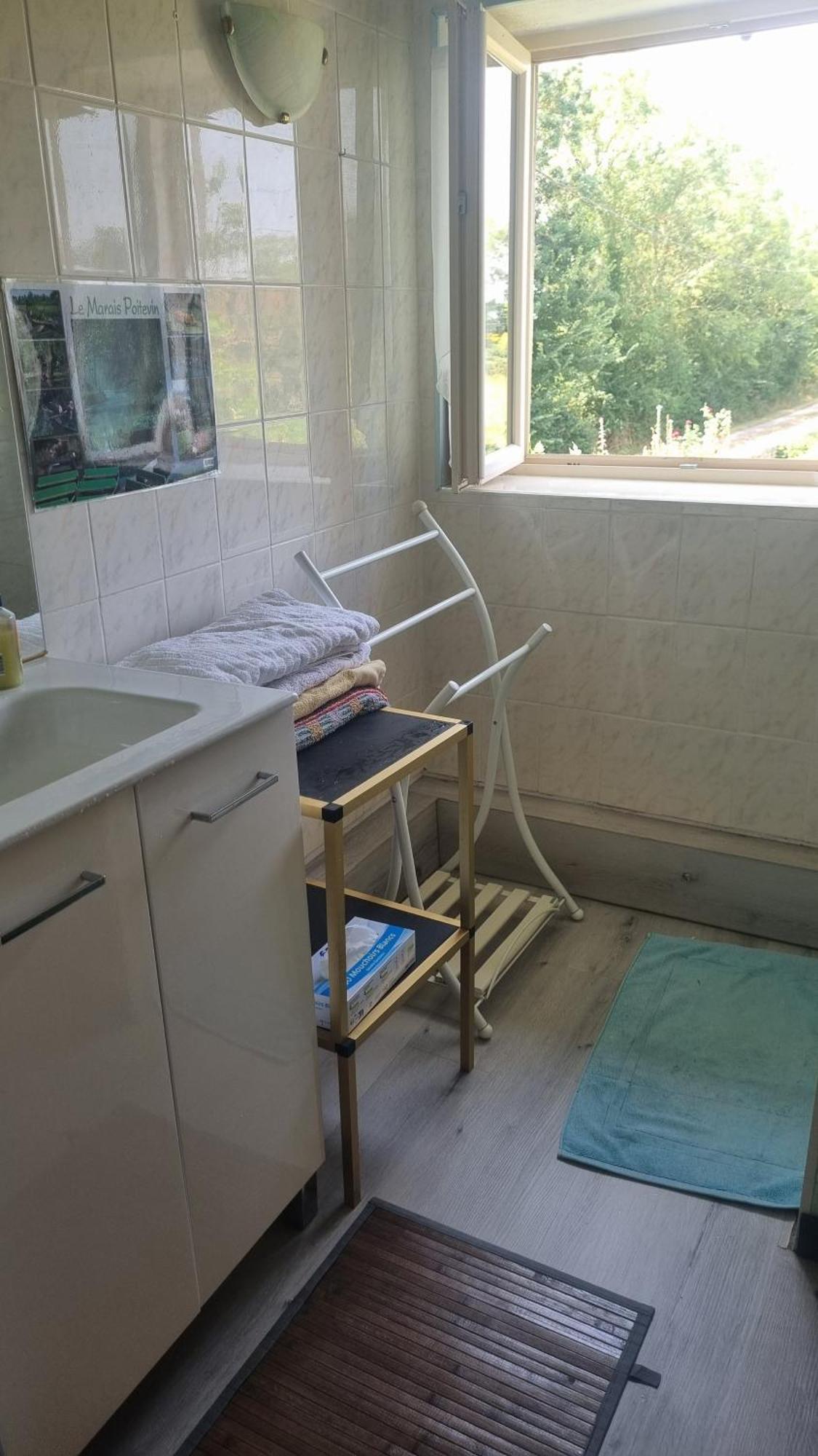 Chambres D'Hotes Entre Niort Et Marais Poitevin Bessines Exteriör bild