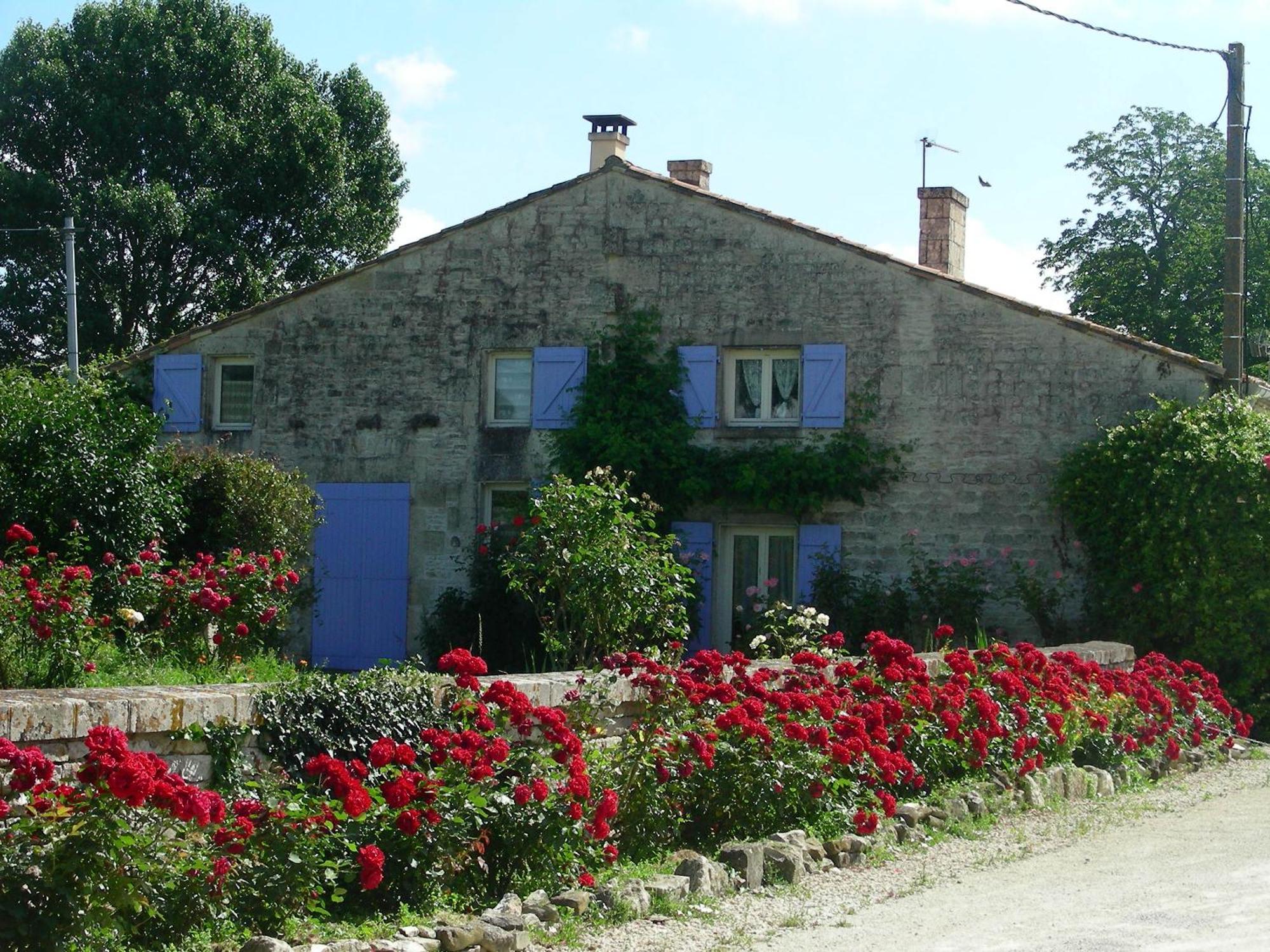 Chambres D'Hotes Entre Niort Et Marais Poitevin Bessines Exteriör bild