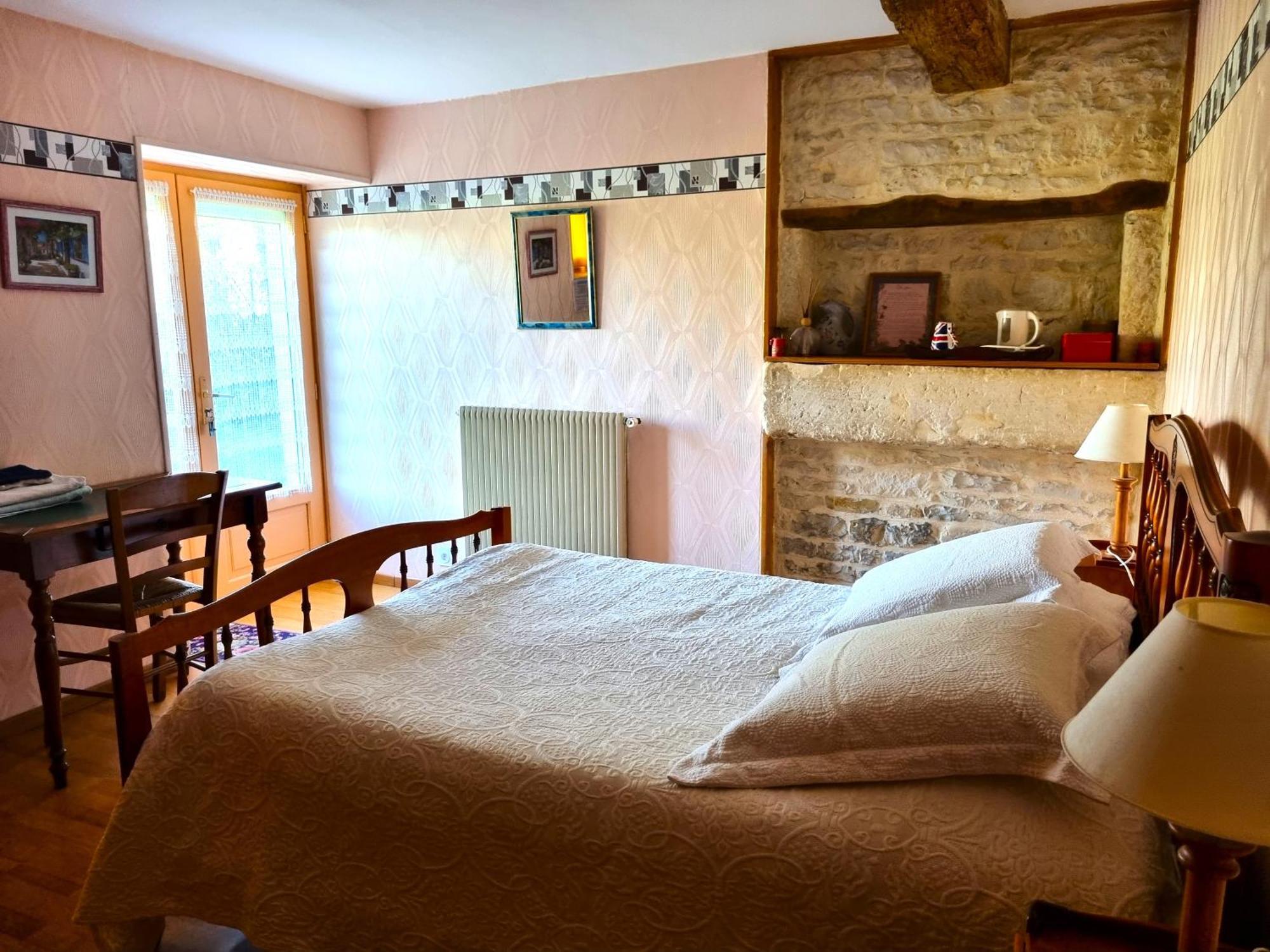 Chambres D'Hotes Entre Niort Et Marais Poitevin Bessines Exteriör bild